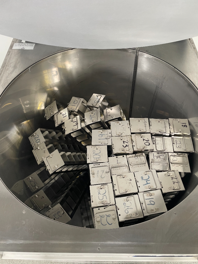 MVE 1400系列內部